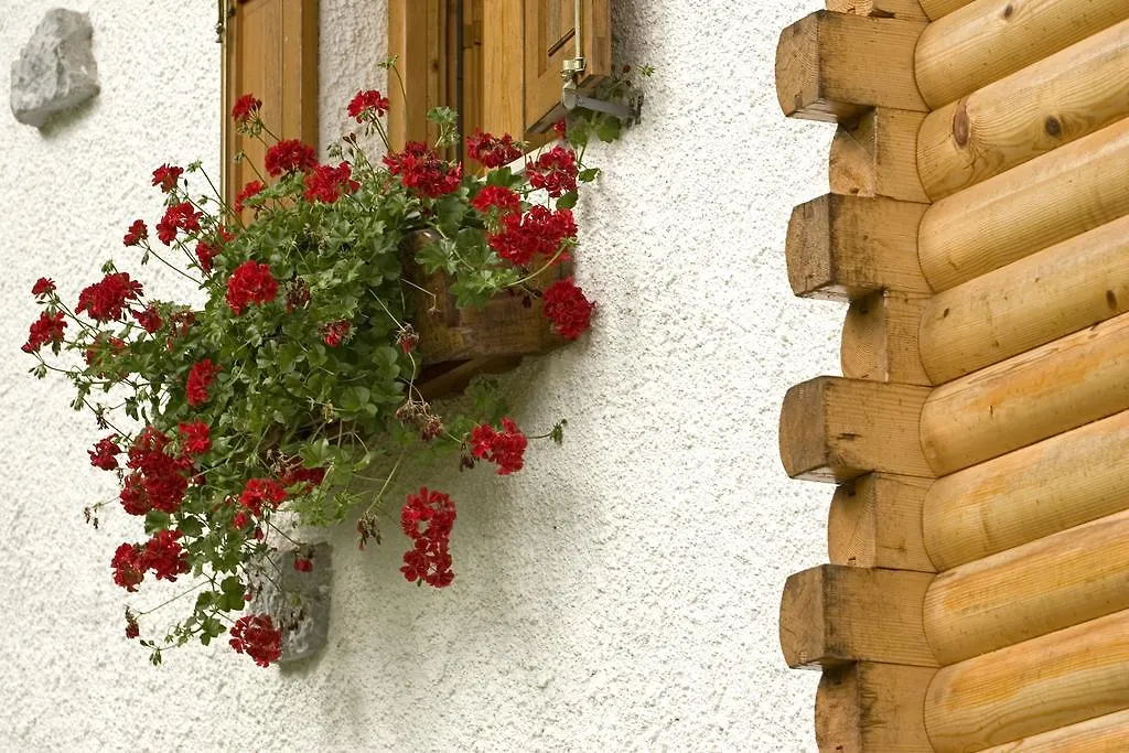 Holiday home Holiday House Sobol Kuzelj