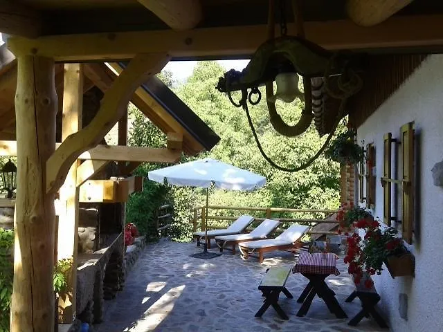 Holiday home Holiday House Sobol Kuzelj